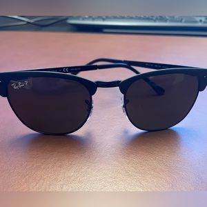 Ray Ban Clubmaster. Matte black on Black, Polarized lens. Like brand new.